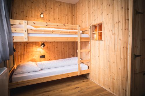 6_person_modern_apartments_in_mallnitz_austria_-_cozy_bed_tauernlust_-_zirbe__181